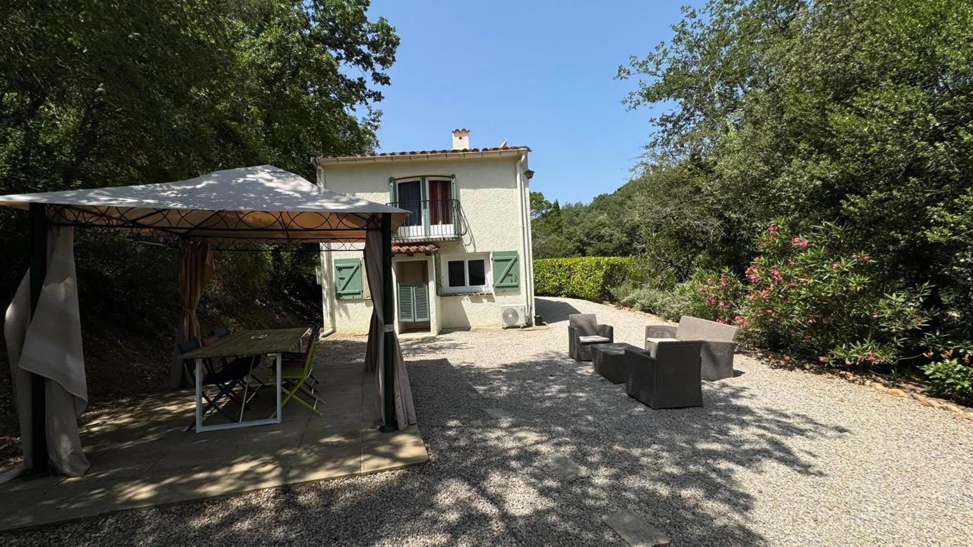 Maison Avec Piscine Chauffee Entre Mer Et Montagne Montauriol  Exterior photo